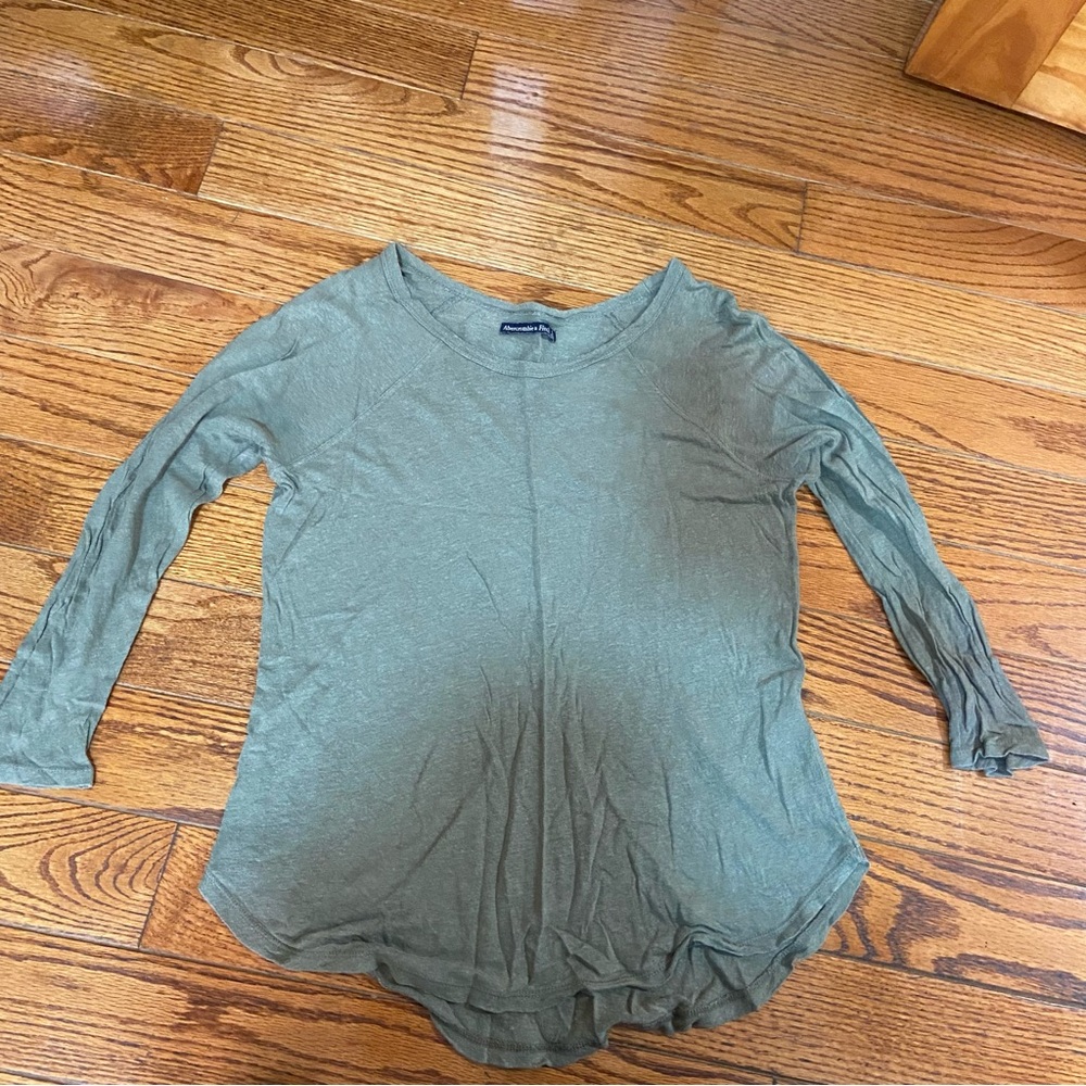 Abercrombie Green long sleeve size S